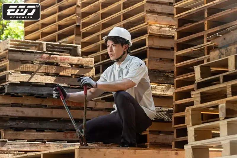 桃園中壢團體服推薦！衣哥物理降溫工作服，Q-max涼感與隔熱速乾，雙軌預防熱傷害